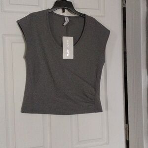NWT Athleta Bayview T-Shirt Gray M